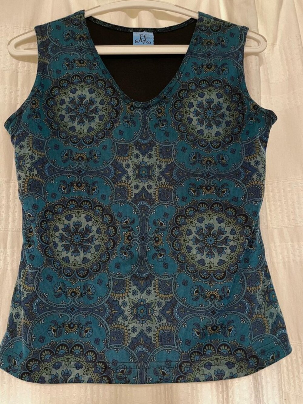 Heather Lee Garrick custom yoga top, Small